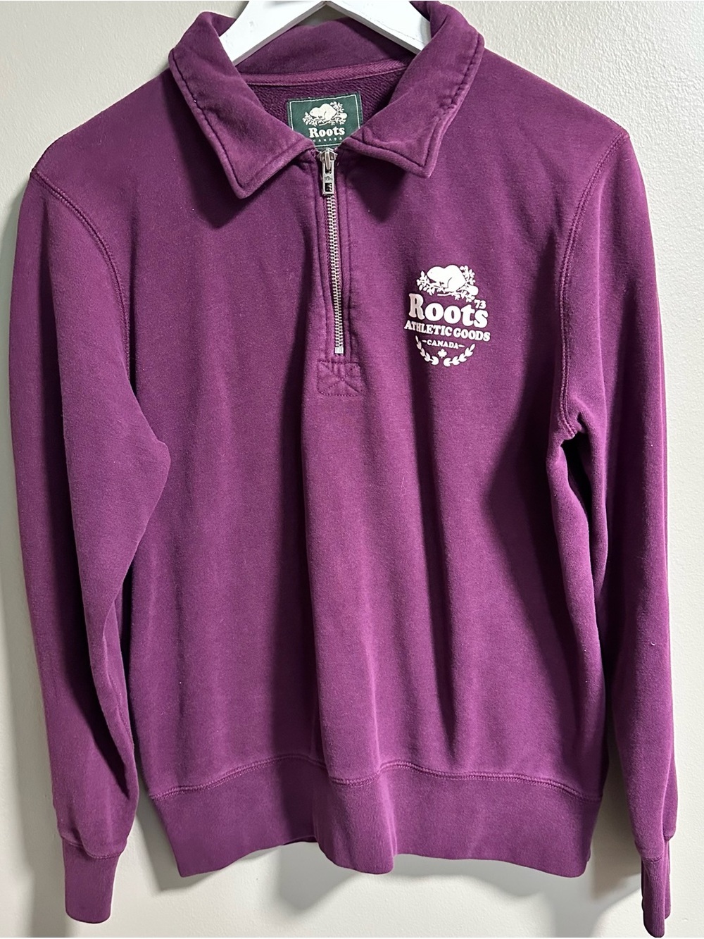 Roots Half-Zip Sweatshirt in Deep Berry Size Large